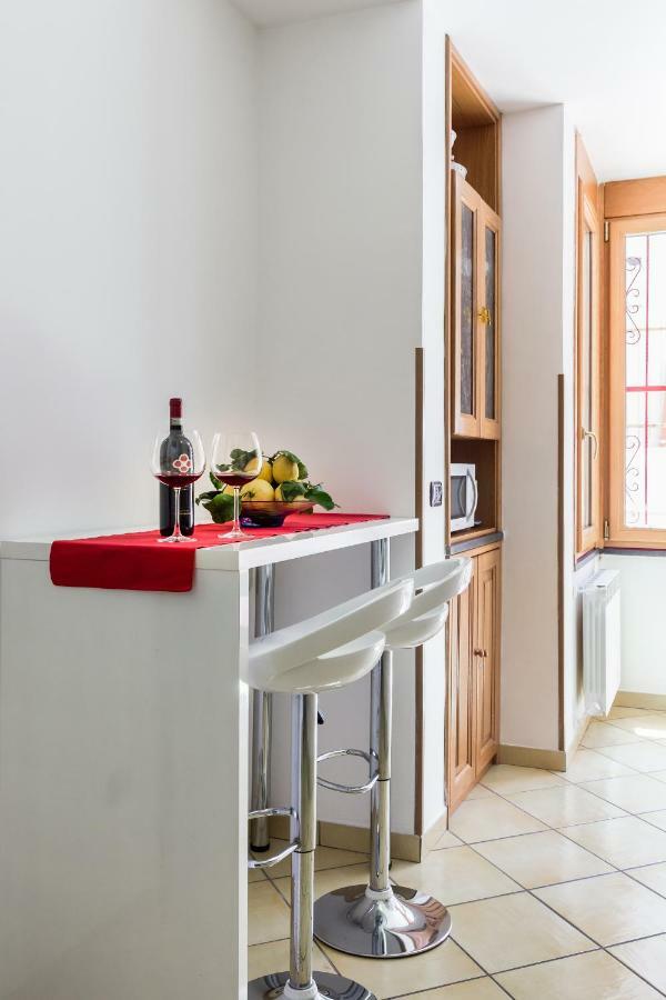 Flai Home Вико Екуензе Екстериор снимка